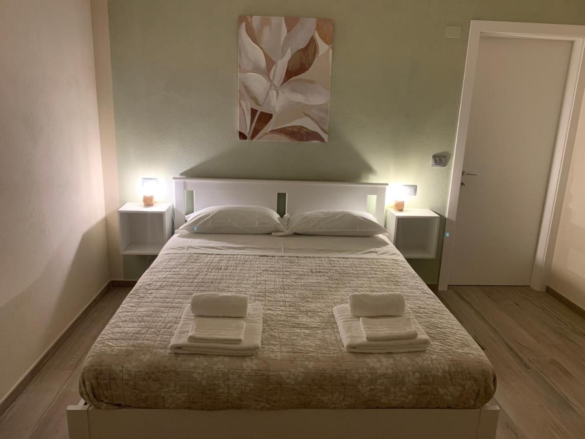 B&B La Luce Verde Салуцо Екстериор снимка