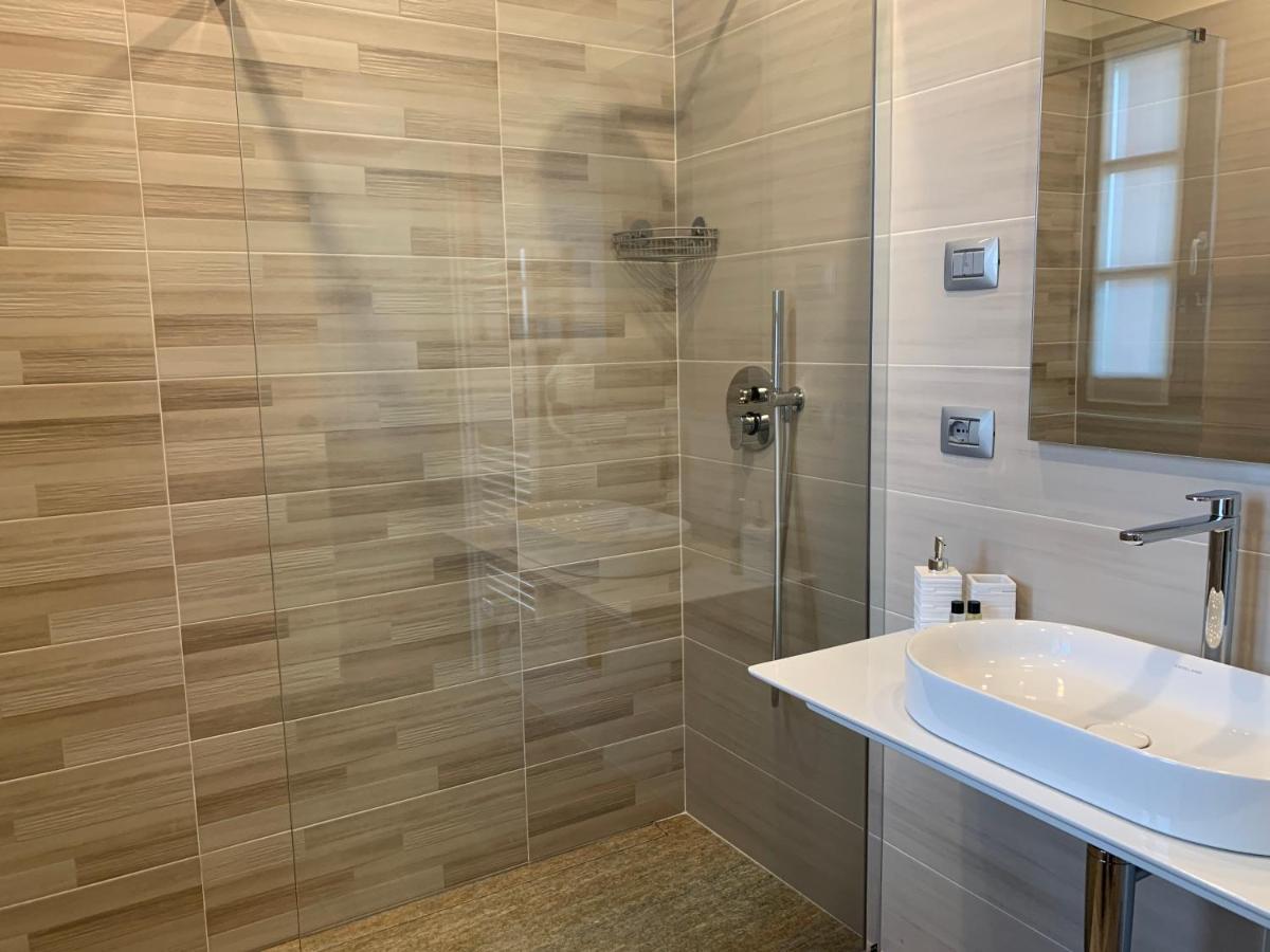 B&B La Luce Verde Салуцо Екстериор снимка