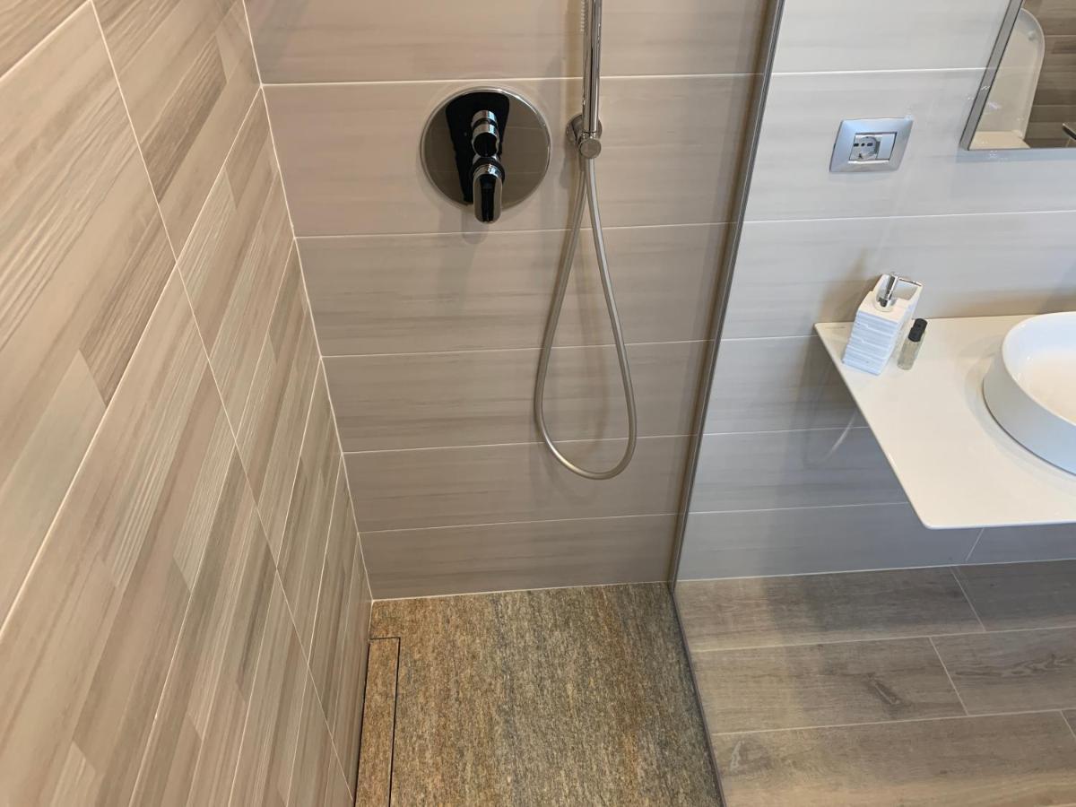 B&B La Luce Verde Салуцо Екстериор снимка